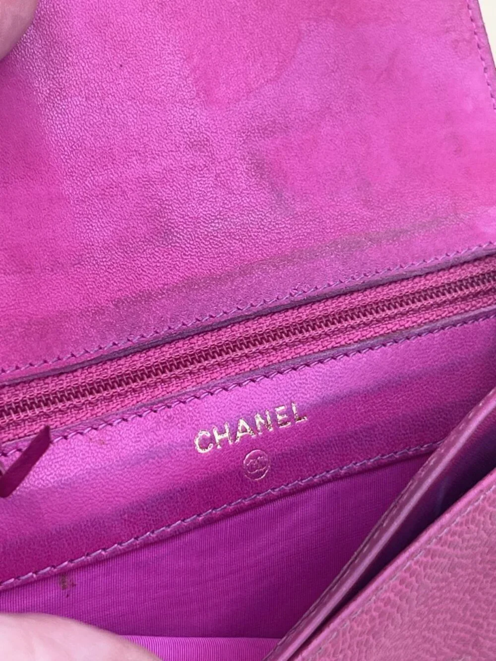 CHANEL authentic compact